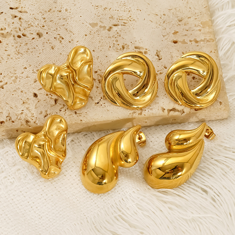 All Seasons Season 1 Pair Vintage Style Simple Style Geometric Plating Titanium Steel Ear Studs