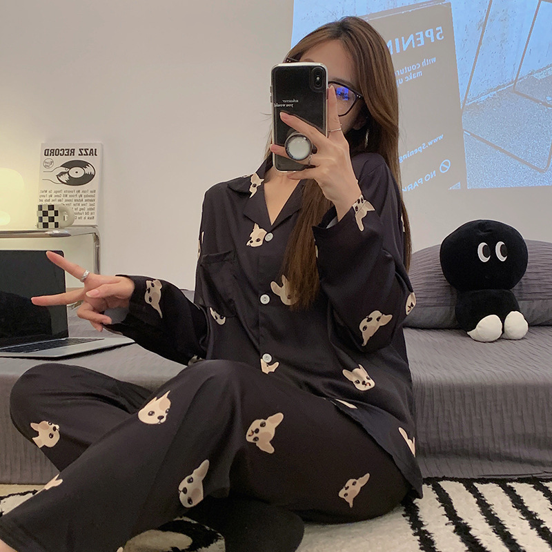 Pijamas de mujer primavera y otoño cardigan de manga larga de seda de hielo ropa para el hogar traje de dos piezas de seda artificial con cuello en v simple se puede usar fuera del verano