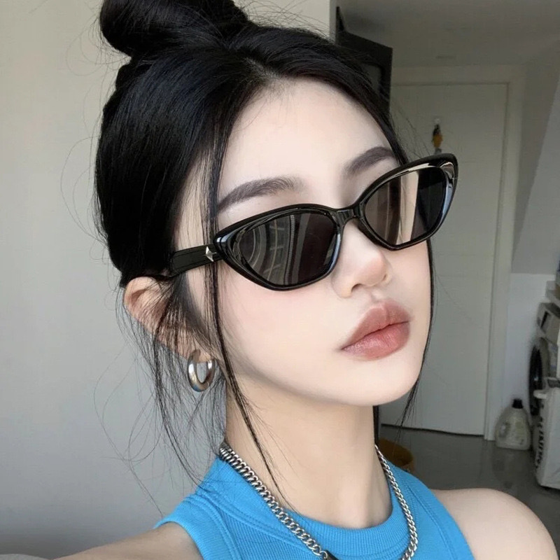新型メーカー偏光ツバキの花のサングラスの女性の屋台のサングラスのファッションのinsの大きい枠の丸い韓国版の復古