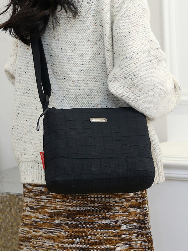 Bolso de mujer de venta caliente nuevo bolso de viaje ligero bolso de nylon bolso de hombro de moda al aire libre