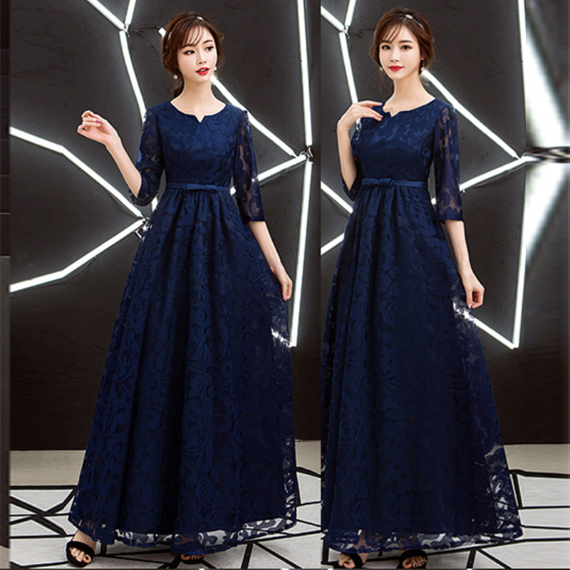 Elegant wedding dress