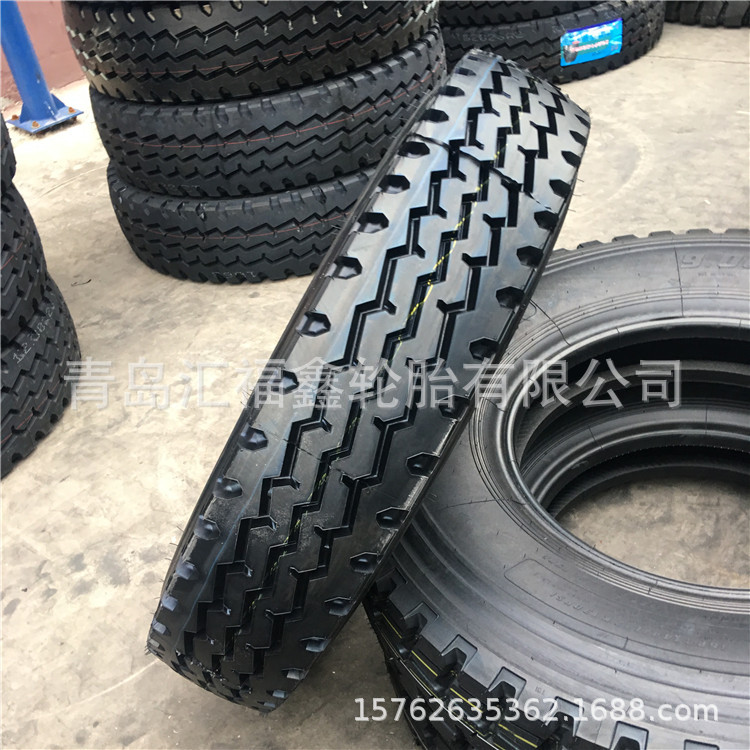 全钢丝卡车货车轮胎825R20 8.25R20  三线顺花HS268+