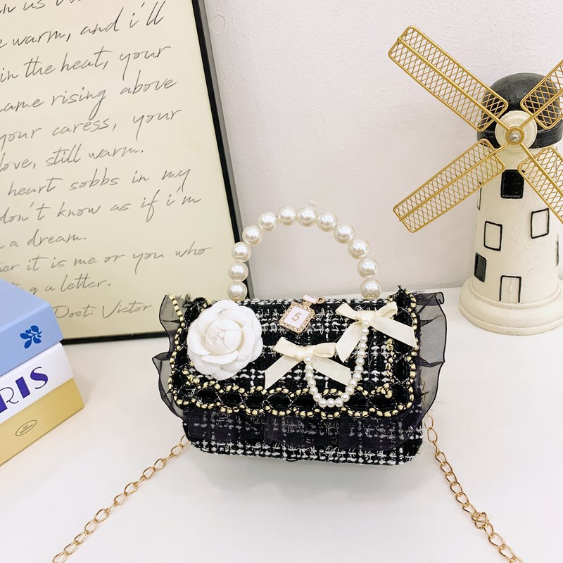 Nueva cadena bolso de mochila para niños negro y blanco tweed pequeño viento fragante bolso de hombro de niñas lindos bolsos de perlas