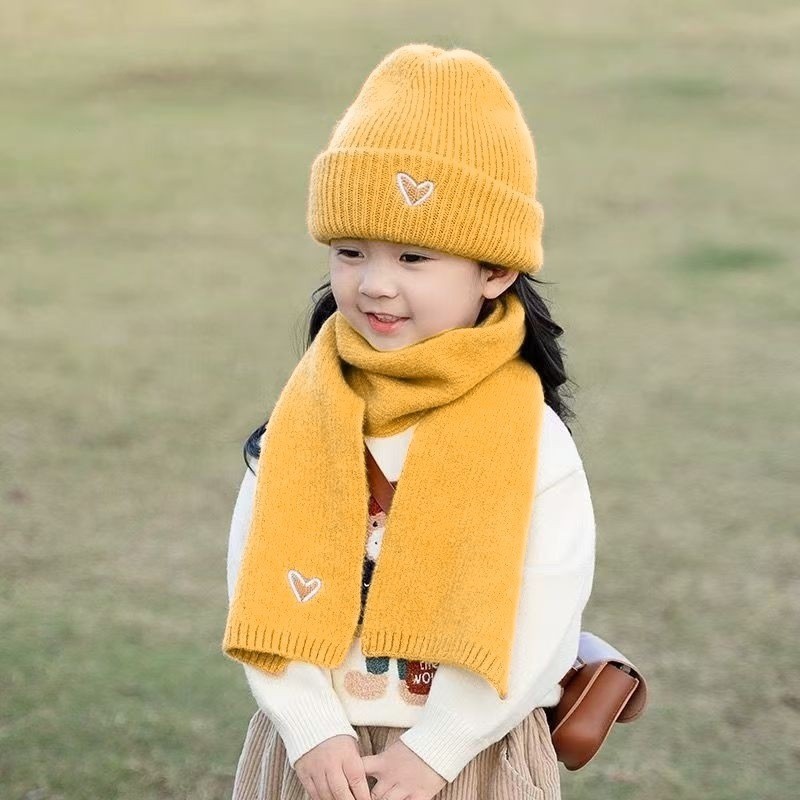 Ensemble d'amour jaune