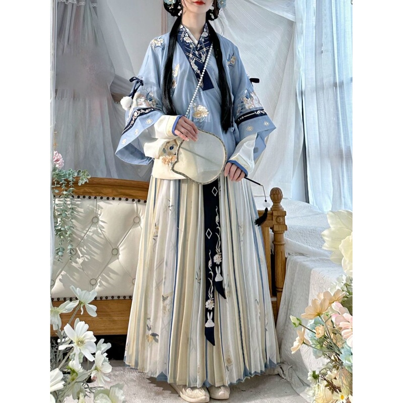 Hui Tui Lou [Rabbit, You Are Happy] Ming-Style Hanfu for Women, Half-Sleeve Collared Shirt Set, Waist-Length, Spring and Summer
