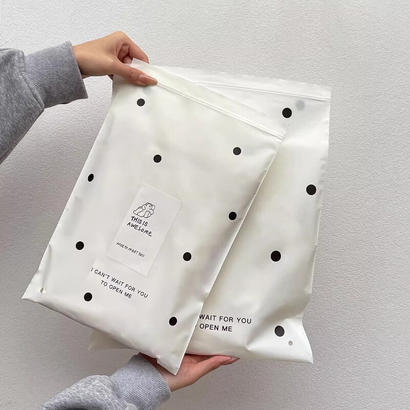 Clothing Store Frosted Flat Mouth Packaging Bag Clothes Women's Intimates Packaging Self-Sealing Plastic Shopping Bag Thickeneded Wholesale
