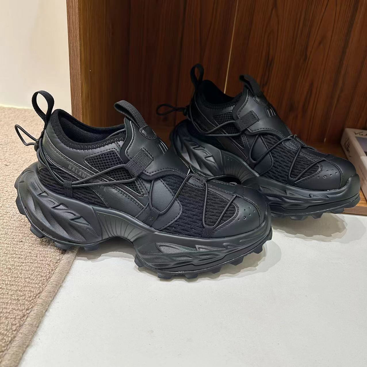 Damen Freizeitschuhe Mit Klettverschluss Weiße Dad Sneaker_voghion.com