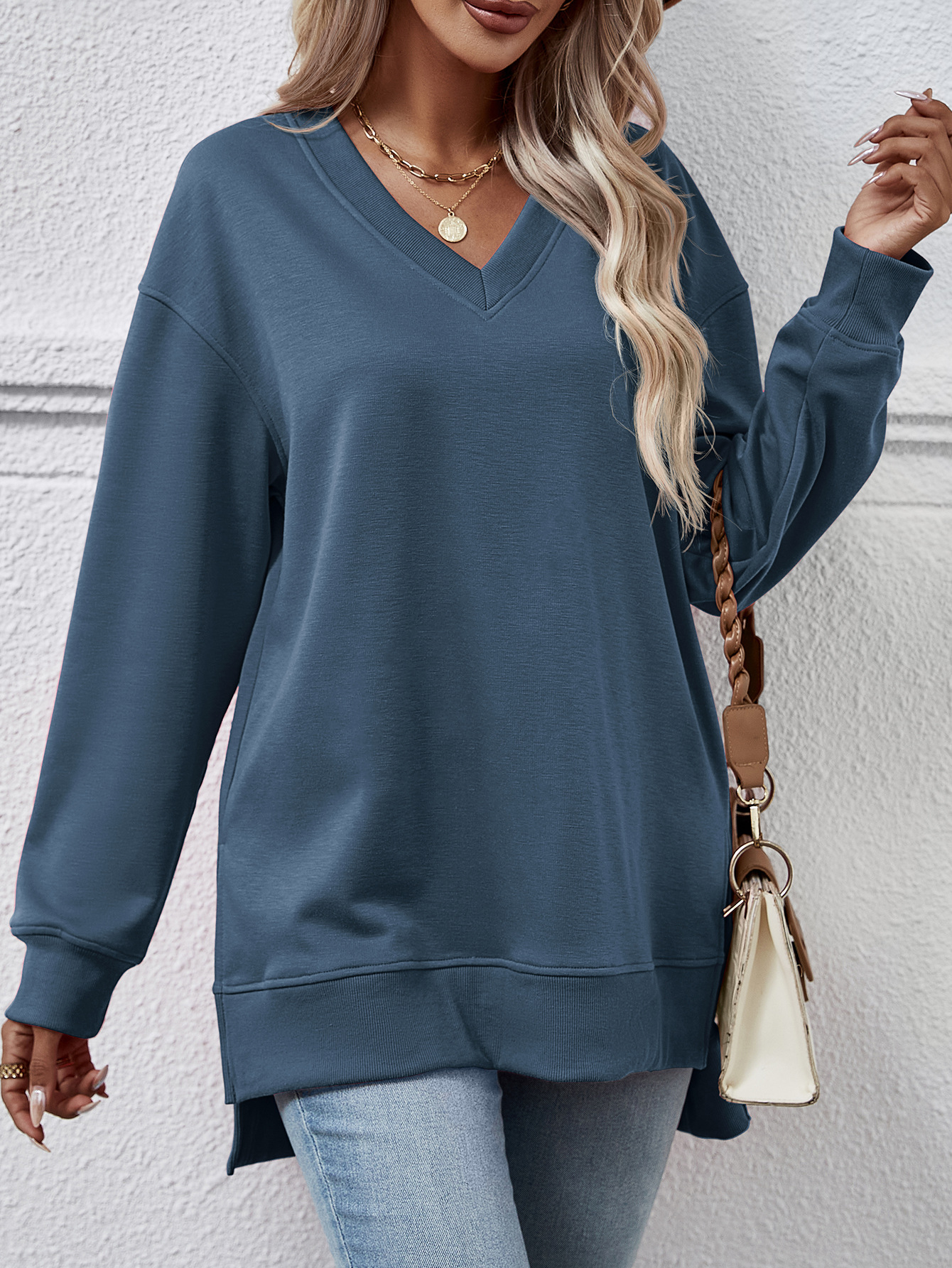 Women's autumn and winter women's sweatshirt solid color V-neck slit front short back long top_voghion.com