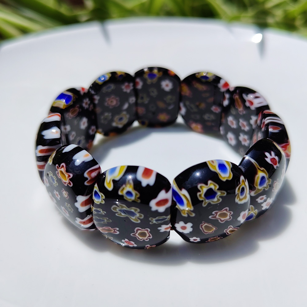 22*18mm 크기의 검정색