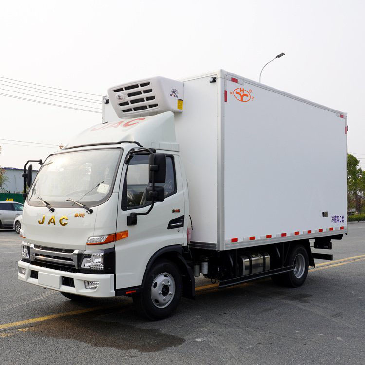 福田欧马可冷藏车4.2米冷藏车疫苗冷链运输车厂家电话