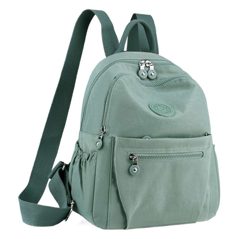 Nueva mochila de nailon de verano para mujer, mochila pequeña de estilo coreano de gran capacidad, bolso escolar de viaje ligero a la moda, mochila informal para mujer