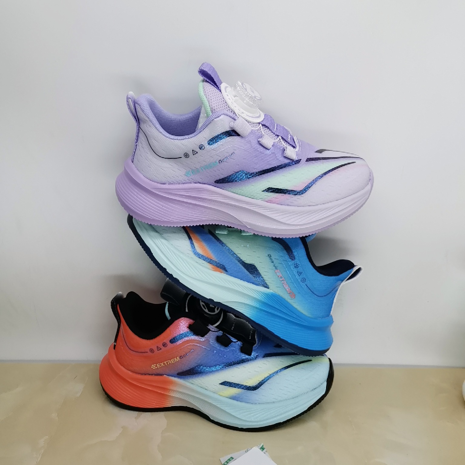 Niños de otoño red doble 33 - 38 2025 nuevos zapatos transpirables para niños zapatos de papá zapatos deportivos zapatos de hombre