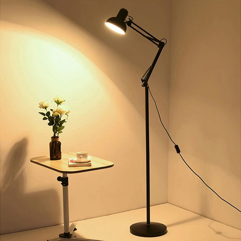 Sparrow Floor Lamp Image 4