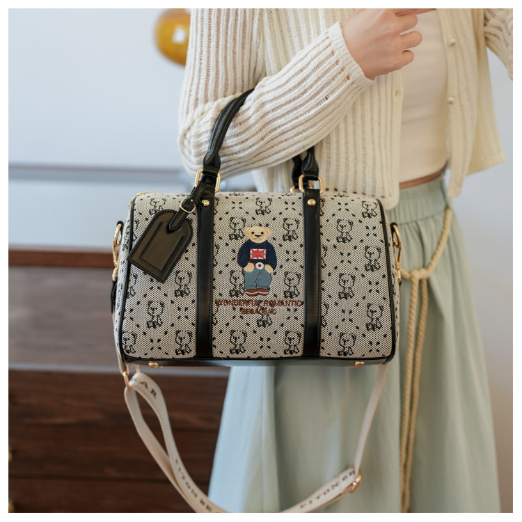 Women's Bags genuine large capacity wide band one shoulder messenger commuter Boston pillow bag female new high end_voghion.com