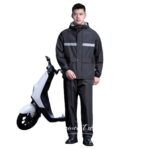 Manufacturer wholesale pongee Oxford cloth black split raincoat suit takeaway riding duty labor protection raincoat and rain pants