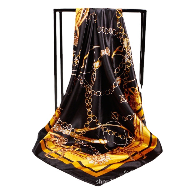 Pañuelo de cabeza musulmana negro y oro de las mujeres bufanda de satén de comercio exterior impreso tapa de satén de seda artificial bufanda cuadrada grande