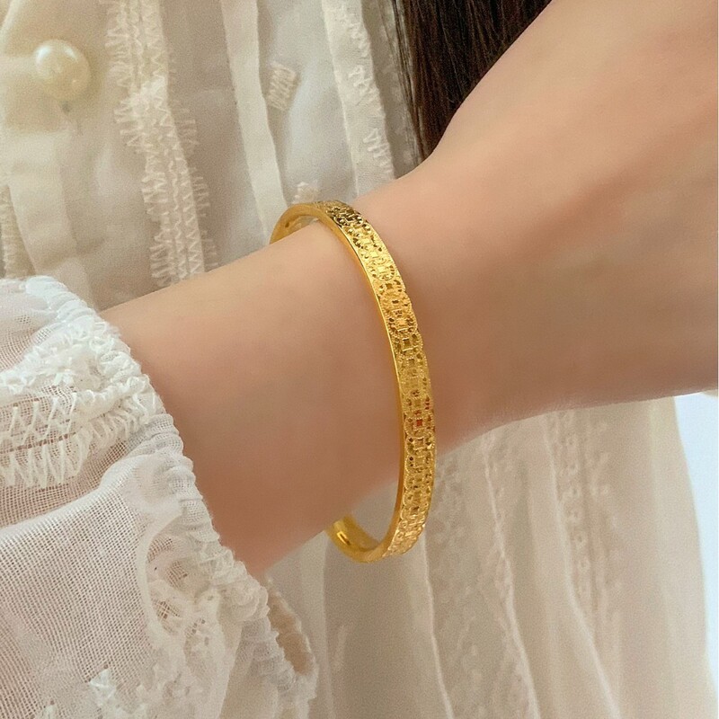 Broken Ice Copper Coin Bracelet Simulated Gold Exquisite Open Bracelet Gold Store Same Style Women's Solid Gold-Plated Bracelet