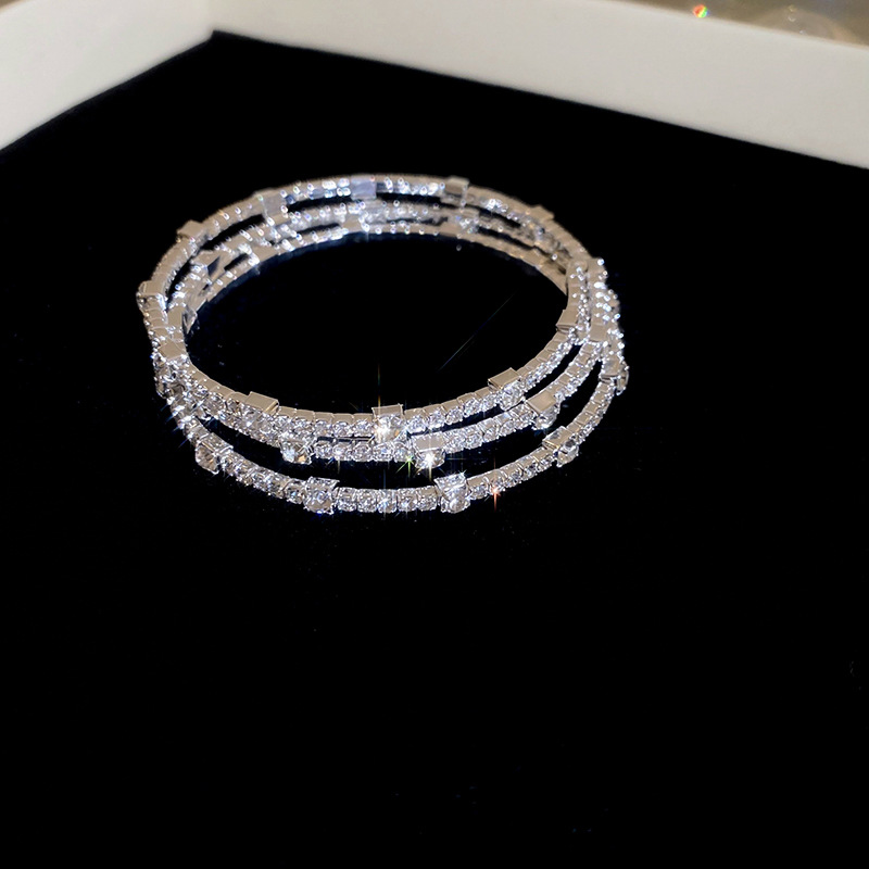 Pulsera elástica de diamantes de múltiples capas con perla artificial ins pulsera de moda exquisita pulsera de alta gama hermosa transfronteriza