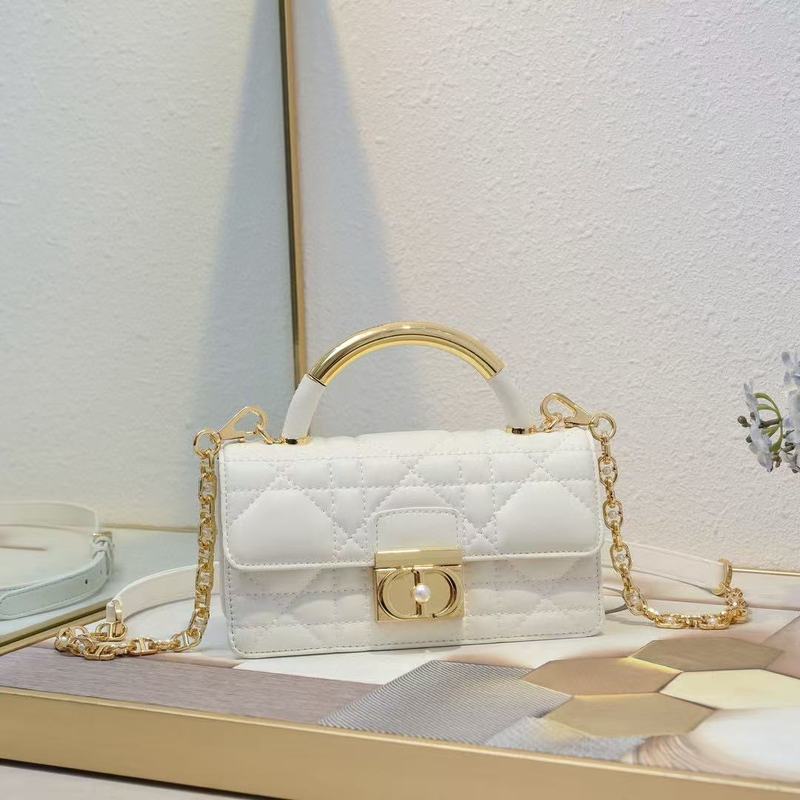 D家の女性のハンドバッグの黒色の小さい牛革の針法の古い金色のハンドルの新型のCDのバックルの藤の格の本革の女性のカバン|undefined