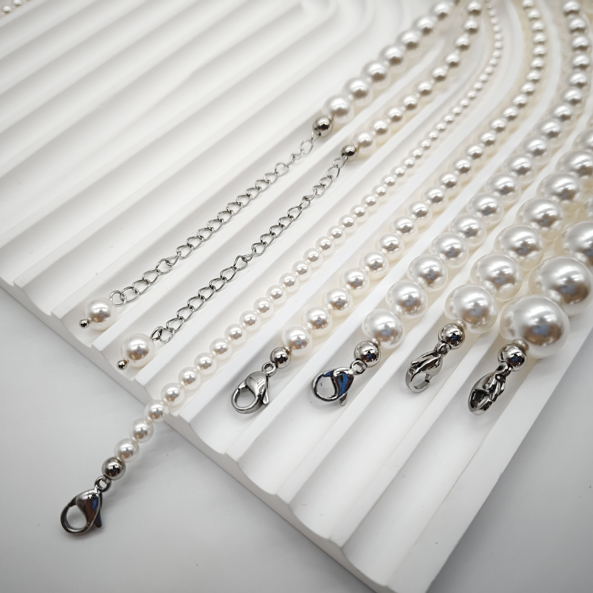 오스트레일리안 화이트 [연장 체인 40+6cm]