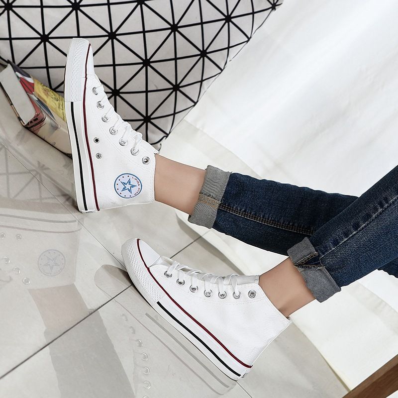 Otoño zapatos de lona bajos para hombres zapatos de skate para mujeres transpirables zapatos de skate de moda coreana Gran Bretaña versátil pareja de estudiantes clásicos