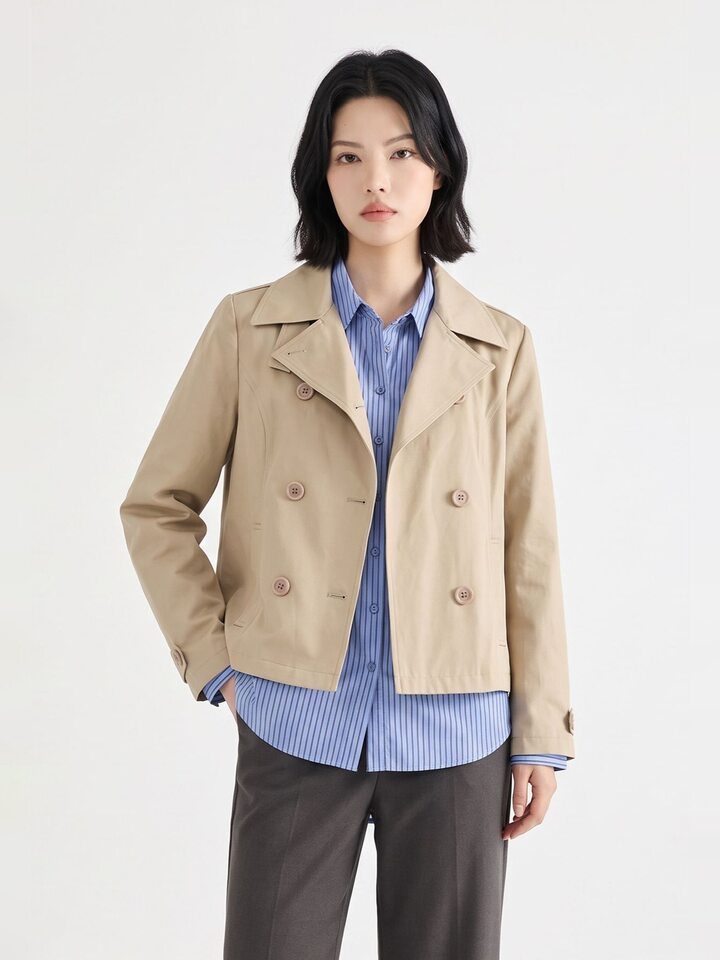 Áo khoác gió nữ dáng ngắn cổ vest to, phối cúc đôi — màu kaki