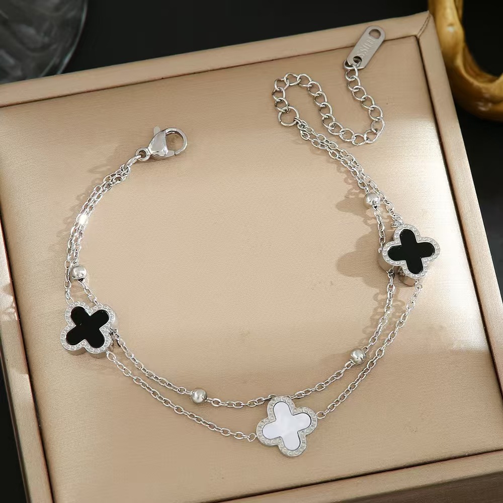 Titanium Steel Non-Fading Four-Leaf Clover Double-Layer Bracelet for Girls, Five-Flower Bracelet for Besties, Accessible Luxury Hand Jewelry, Ins Niche Design