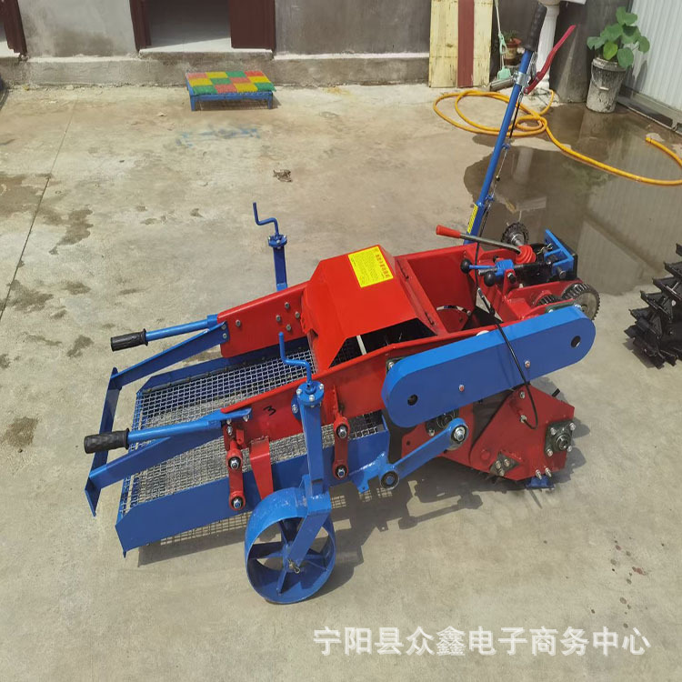 甘肃家用小块地用挖半夏的机子振动筛式中药材收获机出土机