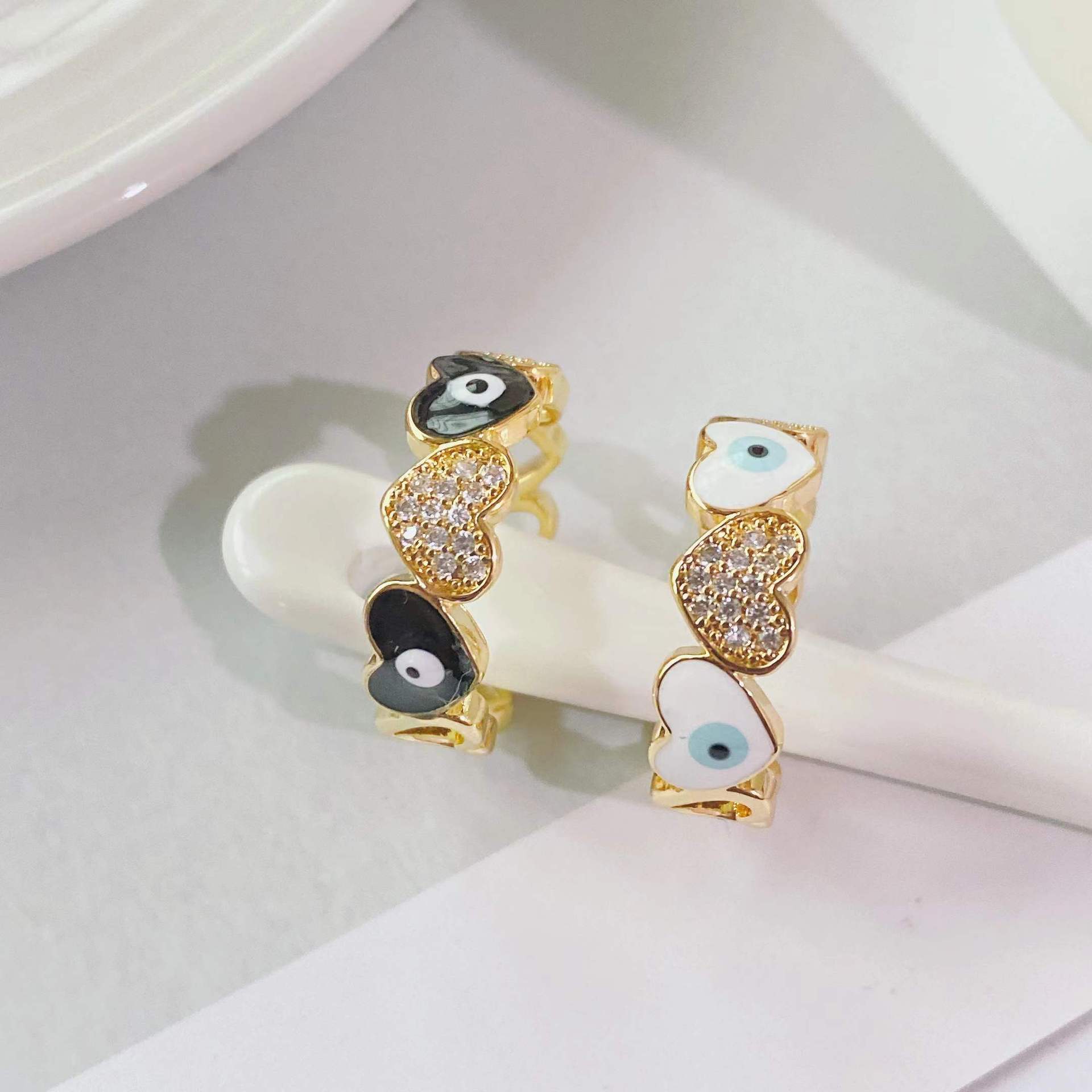 fashion trend ring 18k gold-plated oil drop diamonds heart-shaped eyes open ring