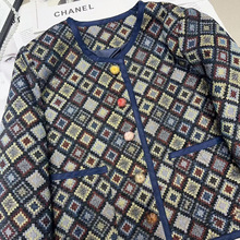 深圳南油洋气毛线彩扣高级感民族风萎格刺绣格纹理现代时尚外套