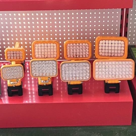 露营风扇;电风扇;迷你电风扇