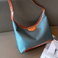 �μ�Ů���������r�к��s�ٴ�ُ����������������ˮ�ɲ�ײɫ����
