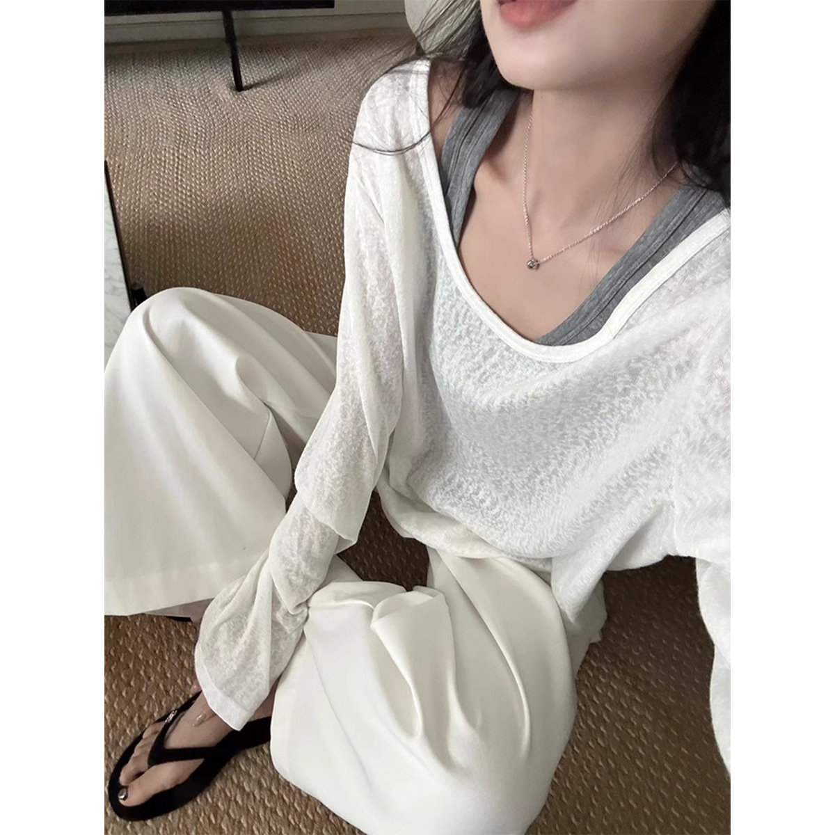 하얀색