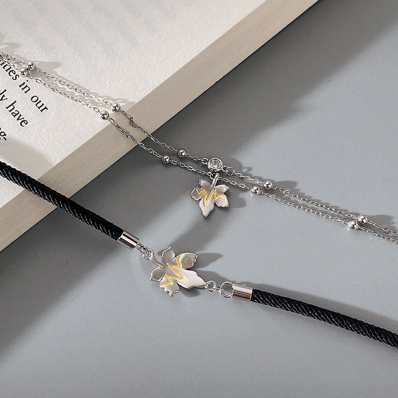 Pulsera hoja de arce para parejas joya elegante san valentín_voghion.com