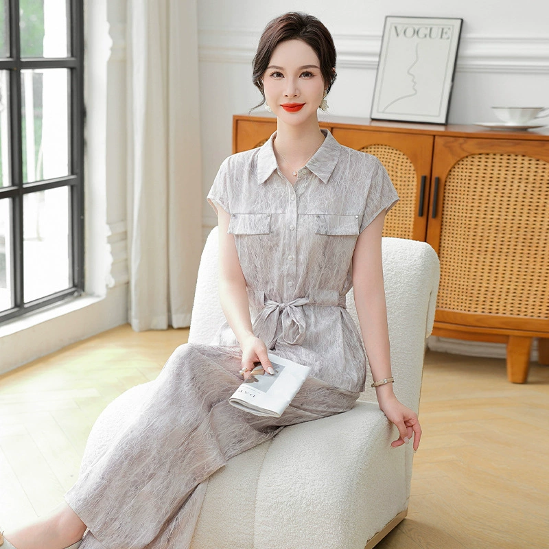 Среднего возраста мама наряд лето 2025 новая широкая леди рубашка топ широкие брюки набор средних и пожилых женщин из двух частей