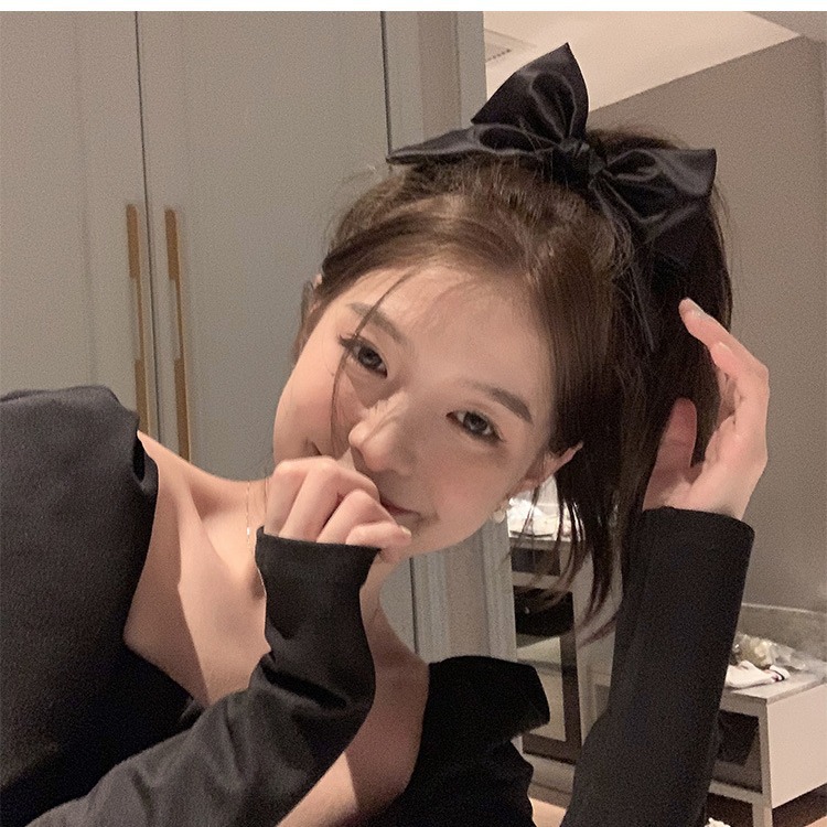 Elegant hair rope with bow