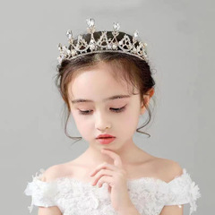 子供の誕生日の公演のクラウンの頭飾りの子供の小さい王女のクラウンの頭飾りの誕生日の成人の贈り物の超仙の女の子の王冠