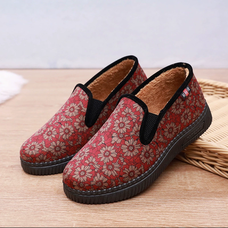 Зимняя Новая тканевая обувь Old Beijing, женская теплая и удобная Нескользящая утолщенная хлопковая обувь на флисовой подкладке для матерей среднего и пожилого возраста