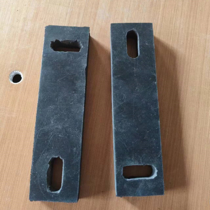 工业橡胶板防震垫块垫高减震垫加厚长方块胶皮弹性打孔实心橡胶板