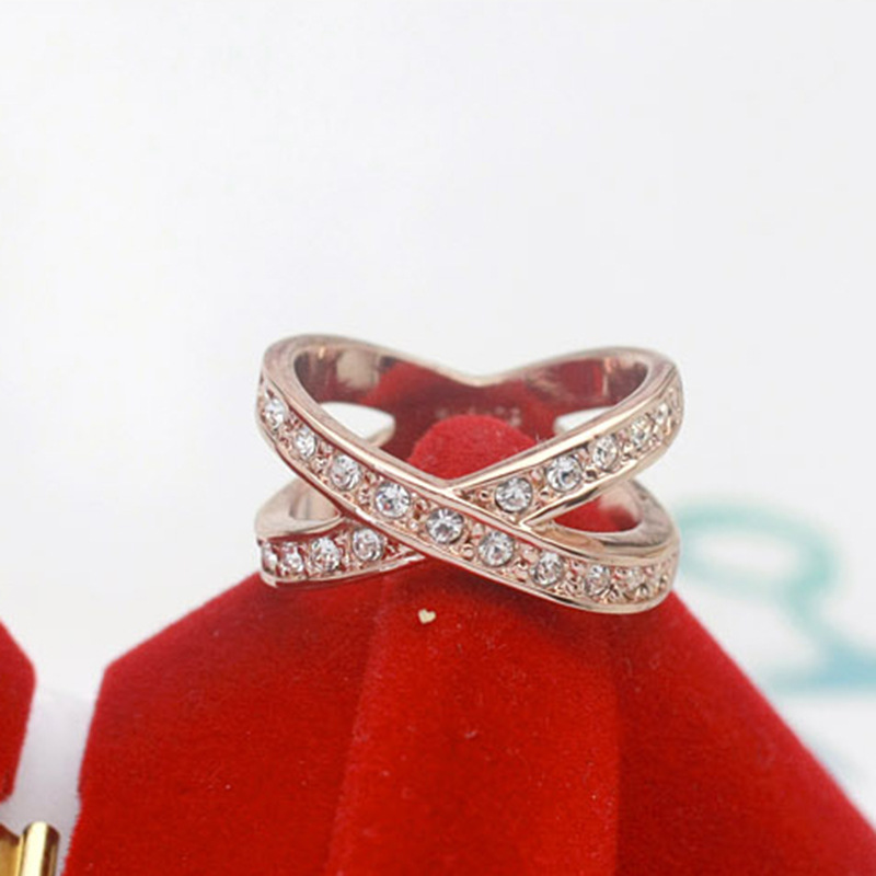 �պ�ʱ�м�Լ�������꽻���ָ����С�����䵭��Ů����ָָ��