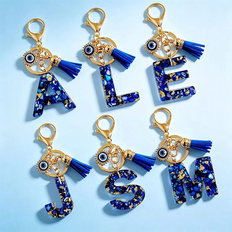 Amazon's best-selling resin 26-letter keychain pendant, fashionable and versatile, with sequins and tassels, a backpack accessory