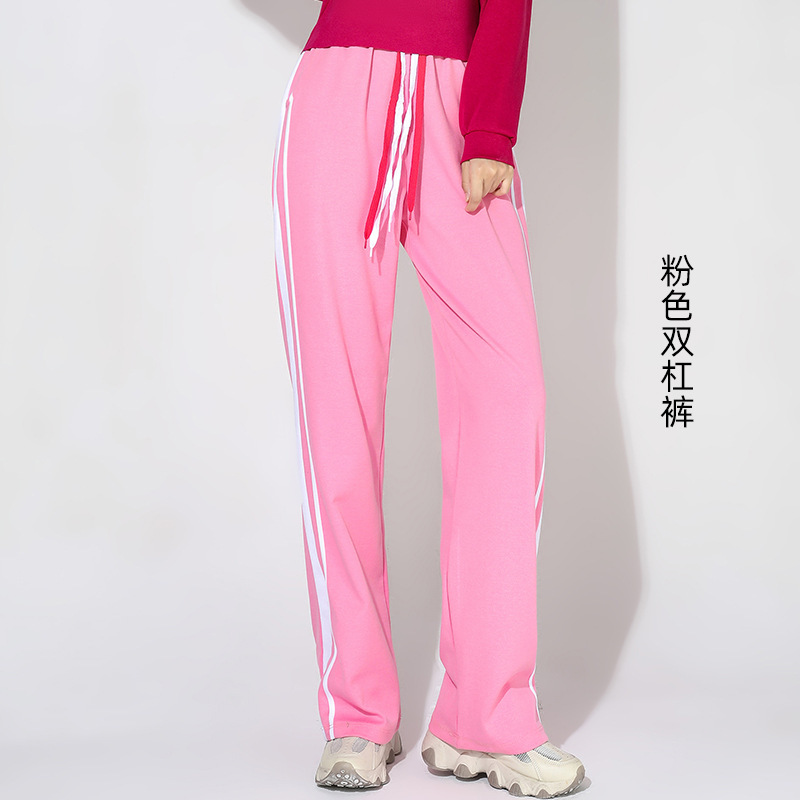 広場のダンスの服装の秋冬の新型の中高年の団体の演技の服の運動のレジャーの3セットの女性の鬼の歩のダンスの服|undefined