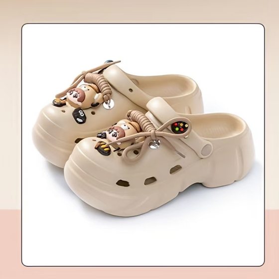 Cute little girl strap cartoon hole shoes fashion trend Baotou breathable soft bottom non-slip sandals summer women