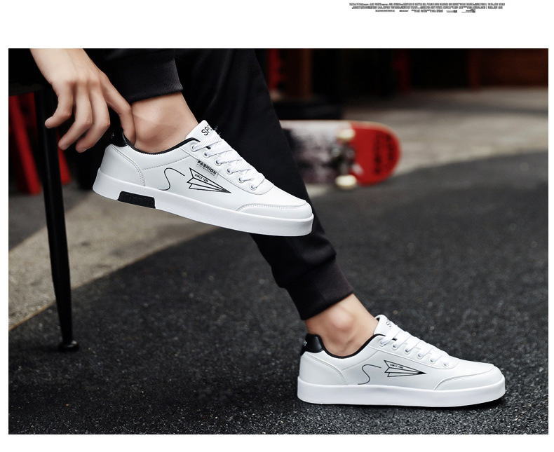 Sneaker Image 3