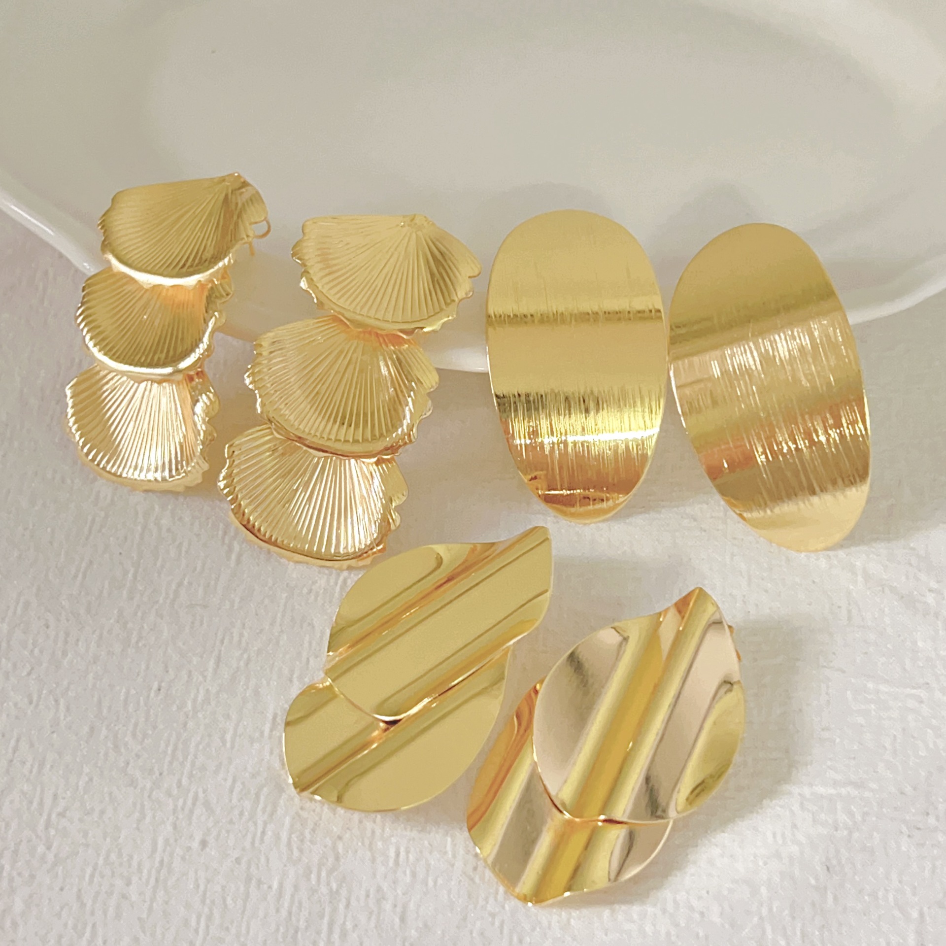 trend fashionable geometric golden earrings stainless steel