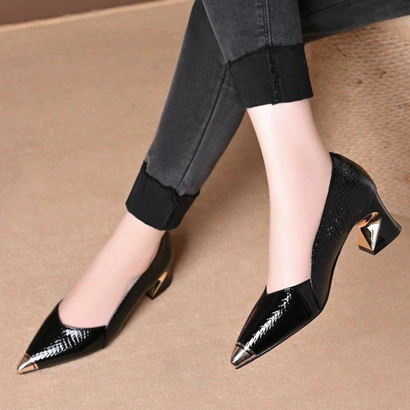 Metal Toe Anti-Kick Shallow Mouth Flats for Women 2025 Spring & Fall New Style French Snakeskin Pattern Thick Heel Versatile Soft Sole Small Leather Shoes