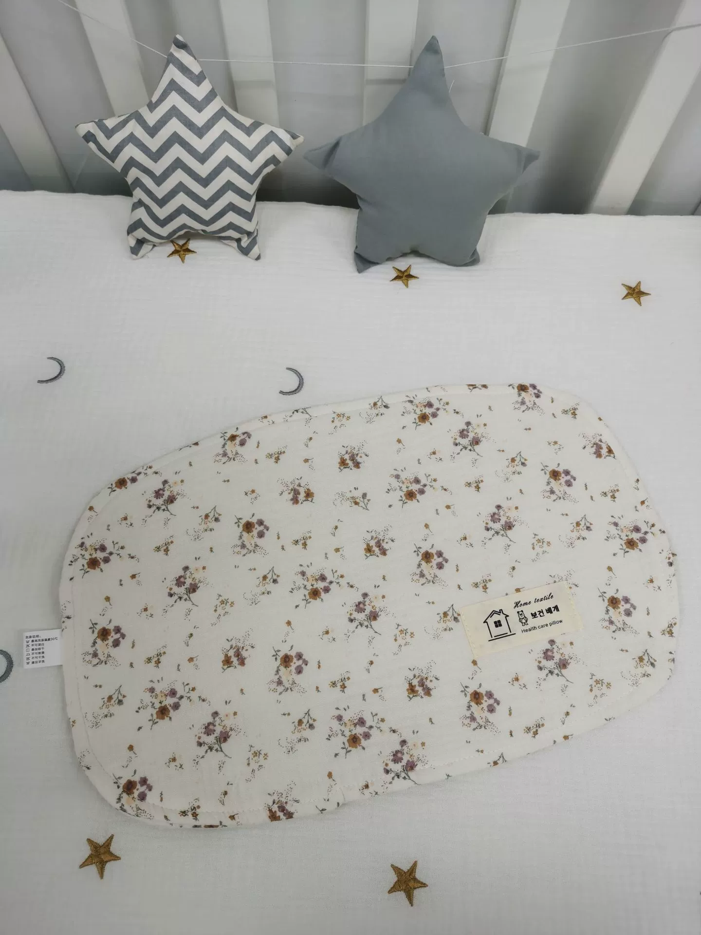 Gauze children's pillow for new born for breastfeeding, wholesale