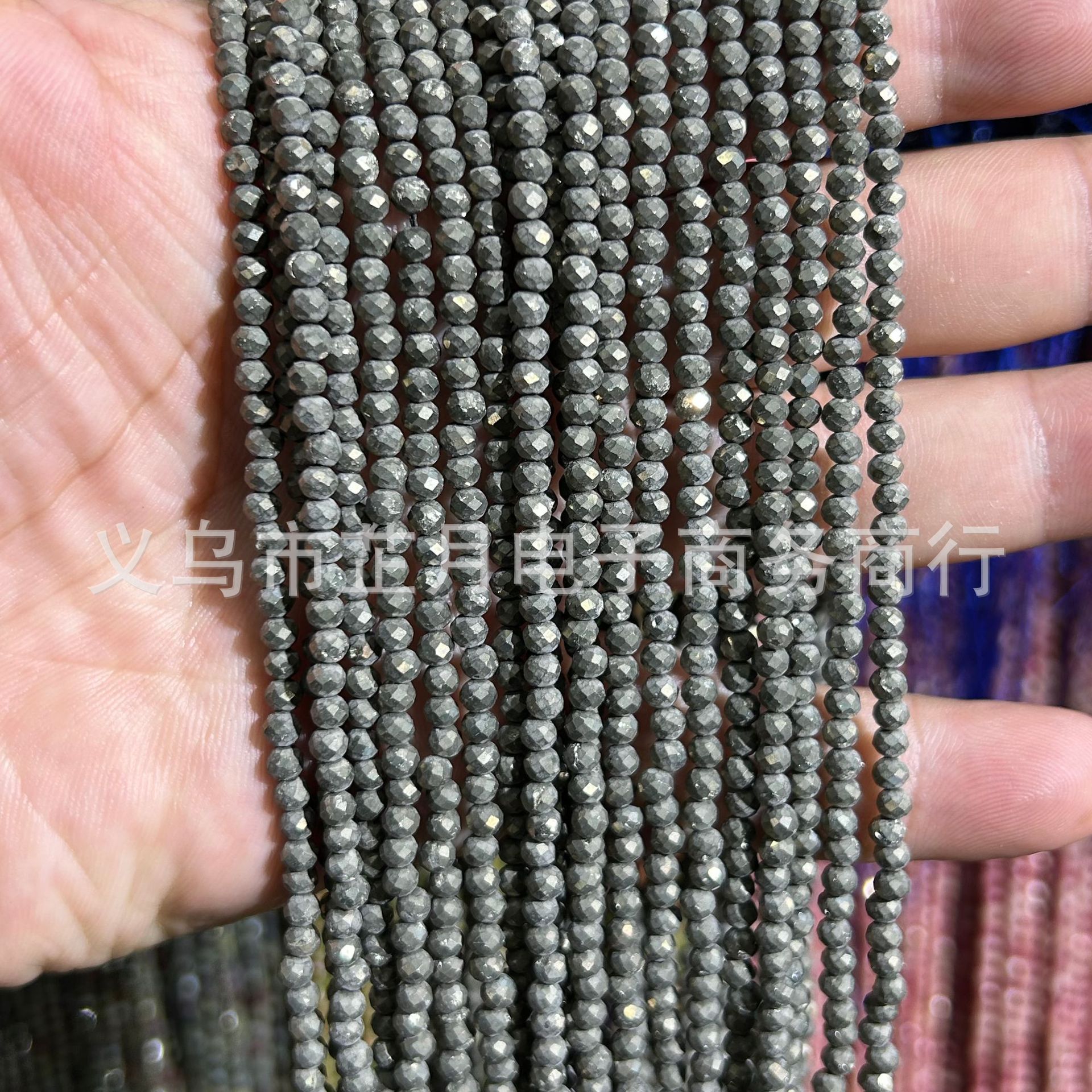 Pequeñas cuentas 2mm3mm4mm facetas todo tipo de ágata Cristal de piedra natural granos sueltos DIY joyería pulsera collar