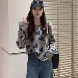 欧货慵懒风宽松爱心字母针织衫女秋季韩系氛围感时尚减龄圆领毛衣