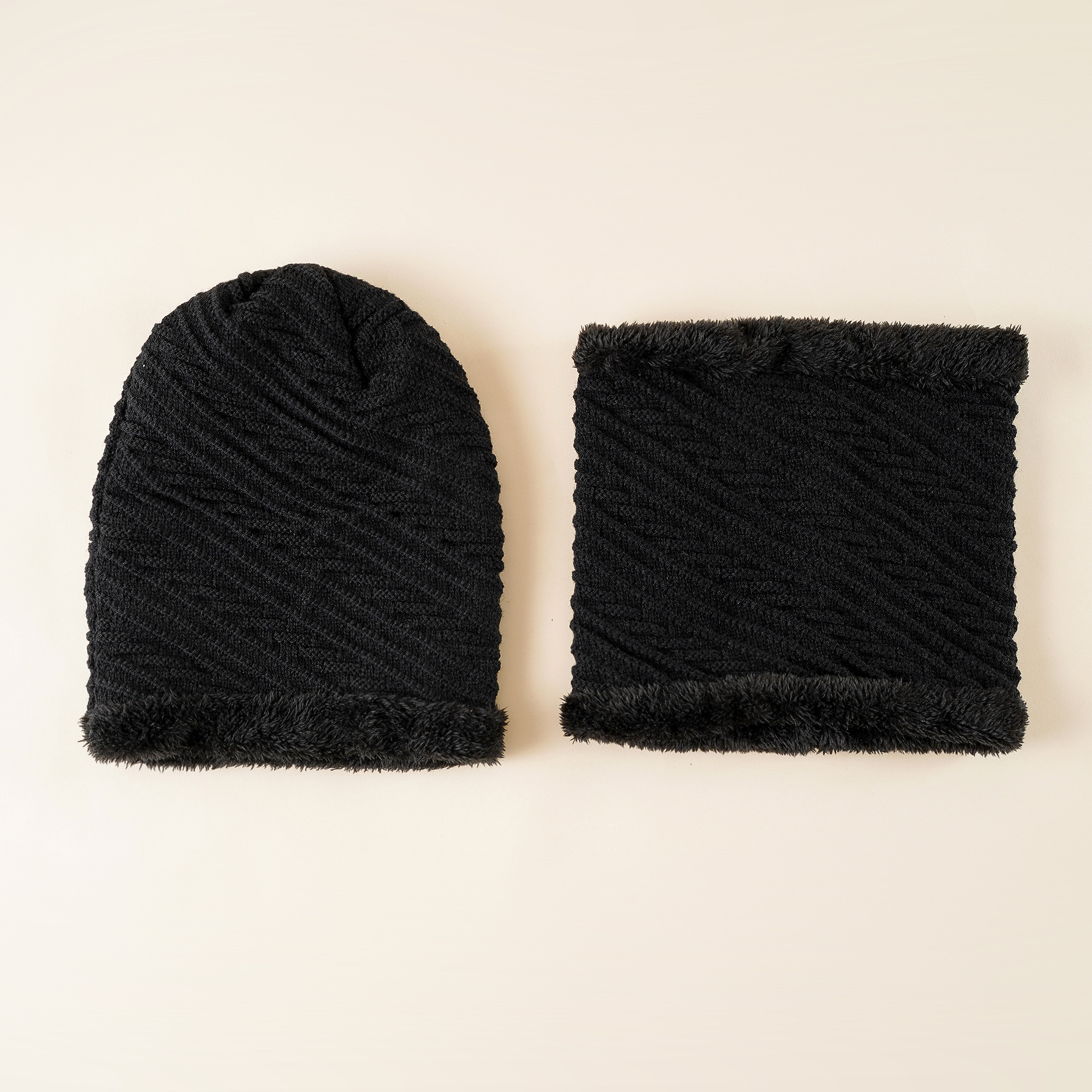 Otoño e Invierno con forro polar cálido sombrero de punto al aire libre sombrero de lana a prueba de frío sombrero de los hombres suéter sombrero bufanda traje de dos piezas image 6